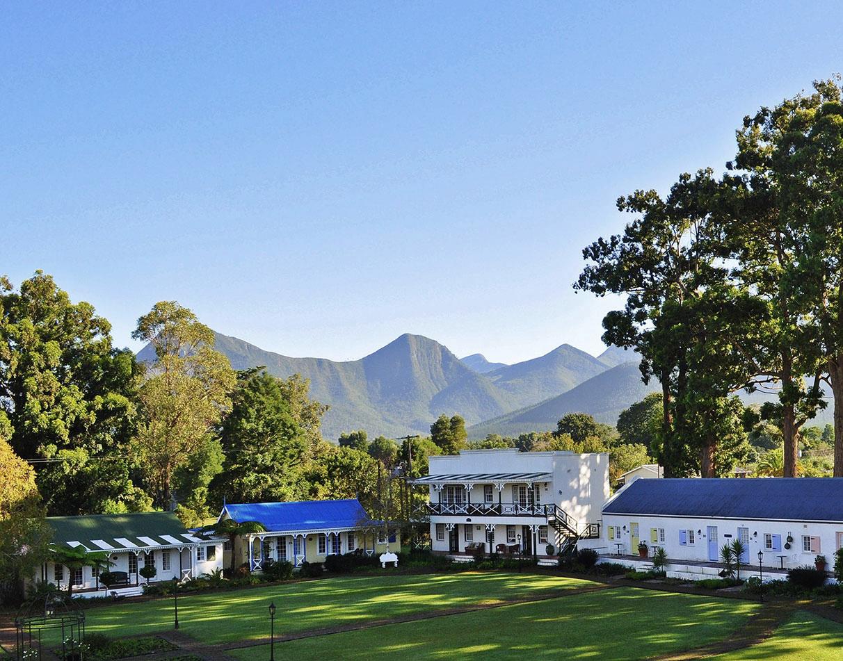 Guest cottages at Tsitsikamma Village Inn.