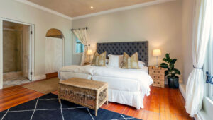 Comfortable, spacious and clean double bedroom at AUberge Burgundy in Hermanus.