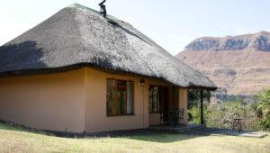 Thatched-roof cottage in South Africa, ideal for guided hikes.